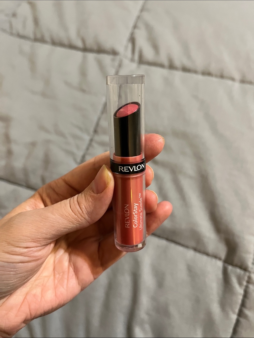 Revlon ColorStay Ultimate Suede Lipstick In Womenswear-#010
